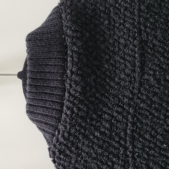 Wool boucle cape LG to 2X - Picture 7 of 9